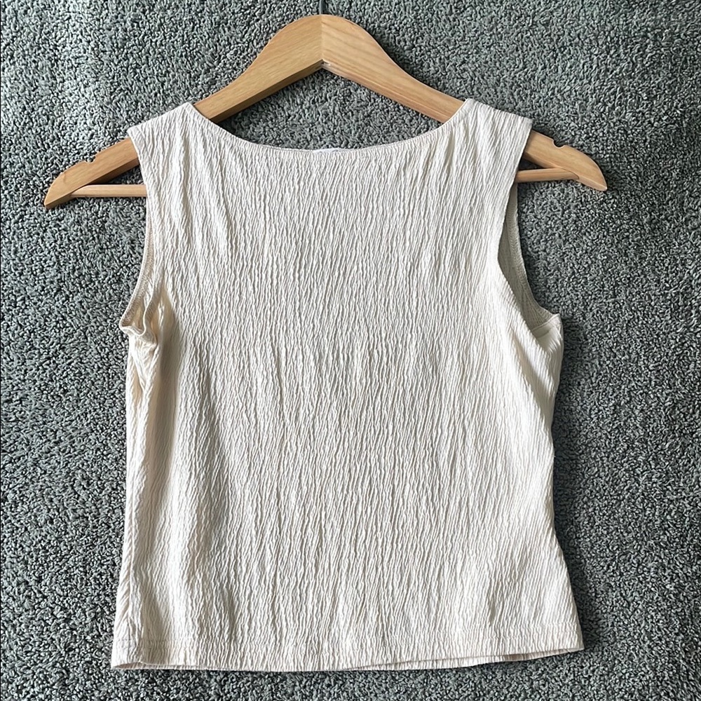 Brandy Melville White Ribbed Sleeveless Tank Top